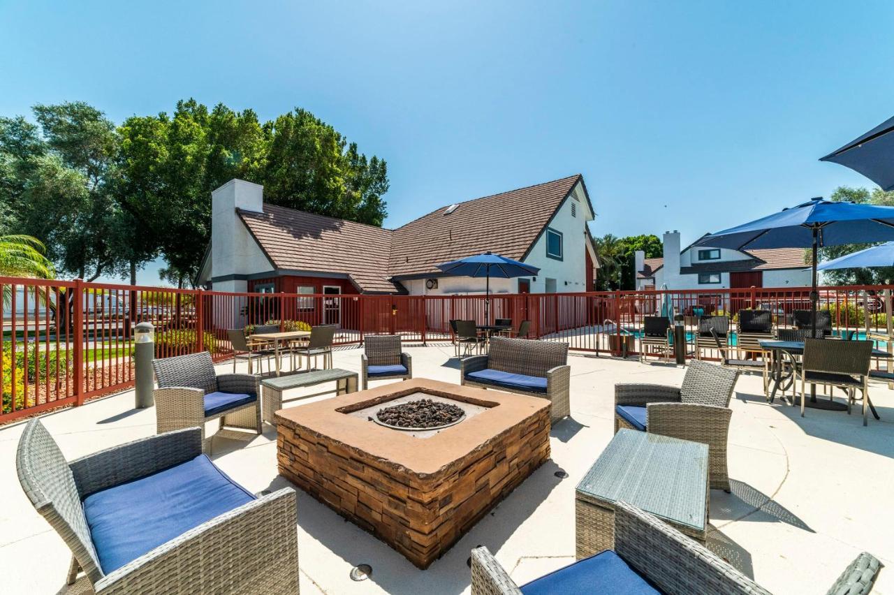 Metro Phx Upstairs 2Bd Sleeps 6 Heated Pool No Pets Allowed Phoenix Dış mekan fotoğraf