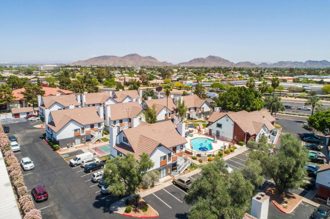 Metro Phx Upstairs 2Bd Sleeps 6 Heated Pool No Pets Allowed Phoenix Dış mekan fotoğraf