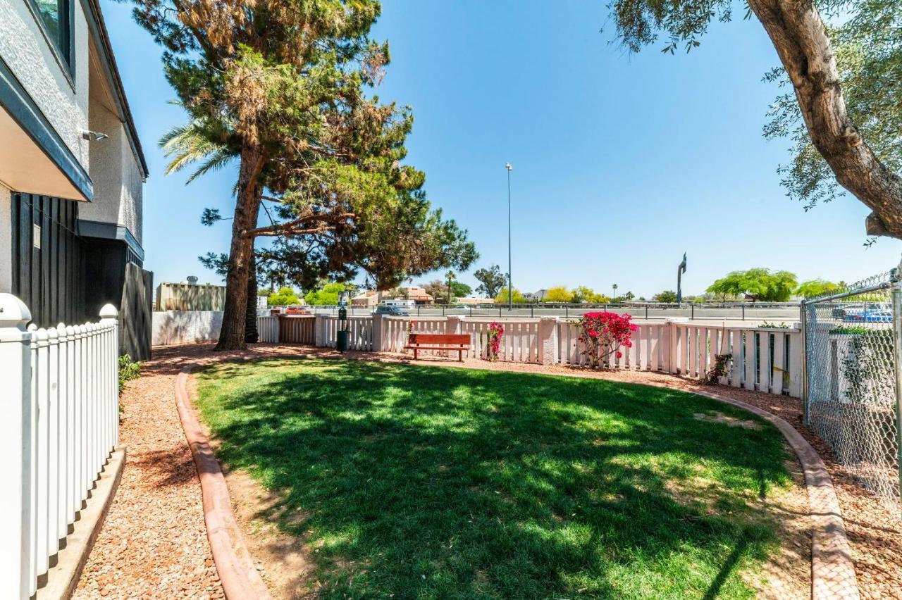 Metro Phx Upstairs 2Bd Sleeps 6 Heated Pool No Pets Allowed Phoenix Dış mekan fotoğraf