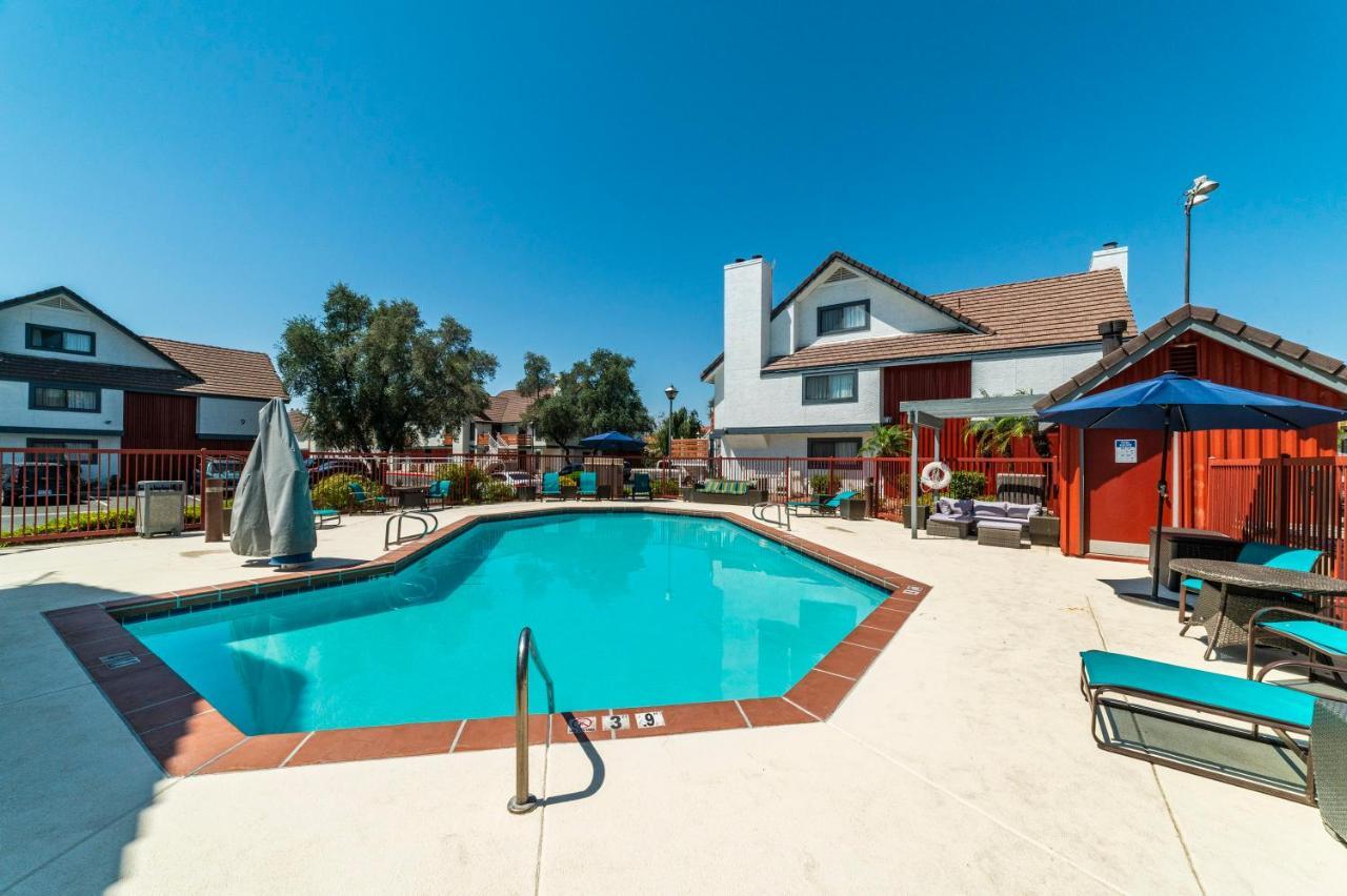 Metro Phx Upstairs 2Bd Sleeps 6 Heated Pool No Pets Allowed Phoenix Dış mekan fotoğraf